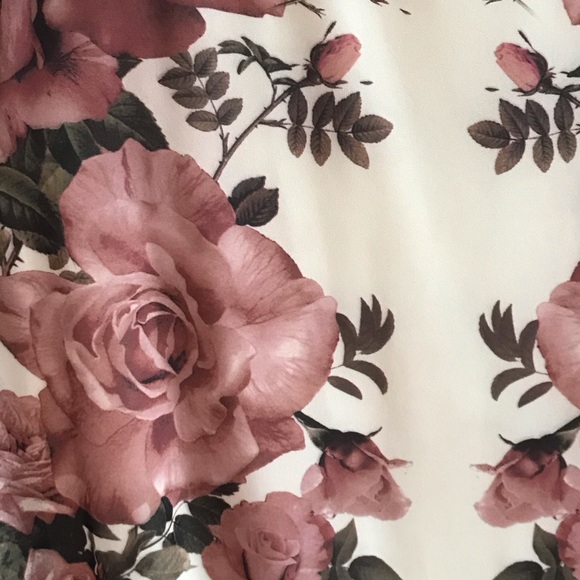 Pinkish & white Floral Dress - Picture 6 of 10